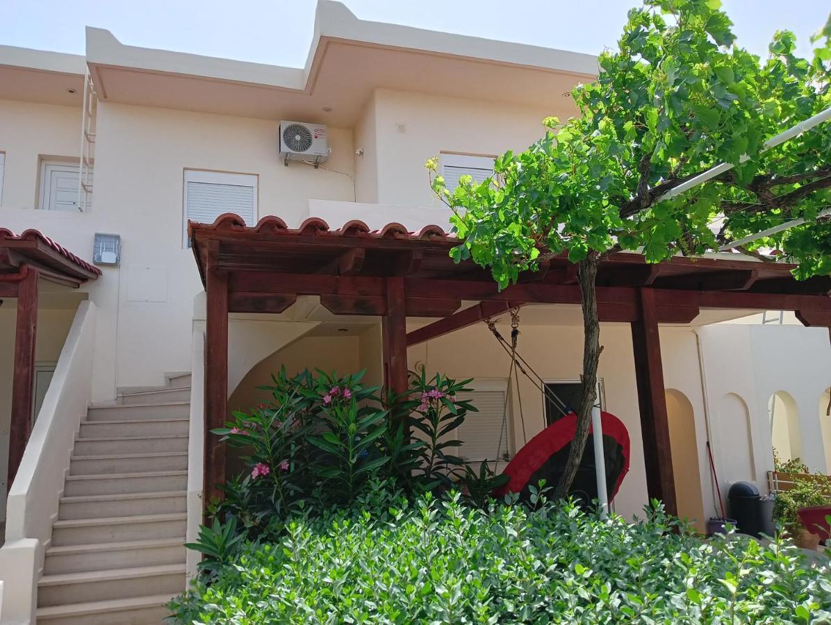Lazaros & Pagona Houses 2 Ierapetra  Exterior photo